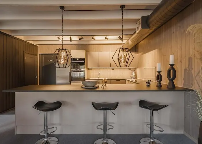 Ljoratunet Storhytte * Ljordalen